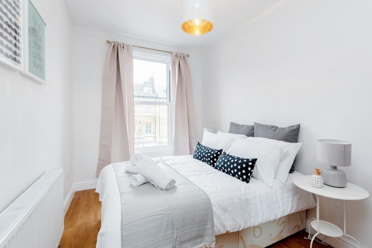 Welcomestay Clapham Junction 2 Bedroom Apartment ロンドン エクステリア 写真