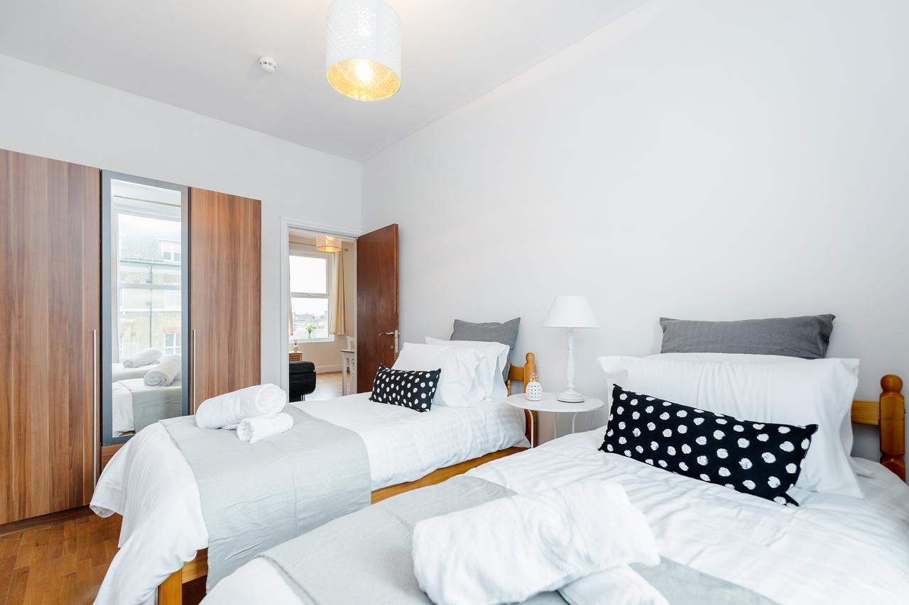 Welcomestay Clapham Junction 2 Bedroom Apartment ロンドン エクステリア 写真