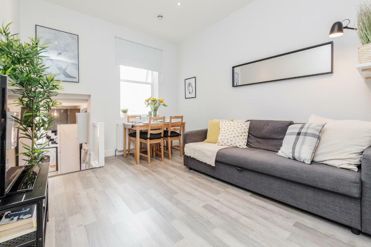 Welcomestay Clapham Junction 2 Bedroom Apartment ロンドン エクステリア 写真
